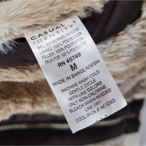 Casual Identity size medium tan brown reversible faux fur vest - Picture 8 of 8